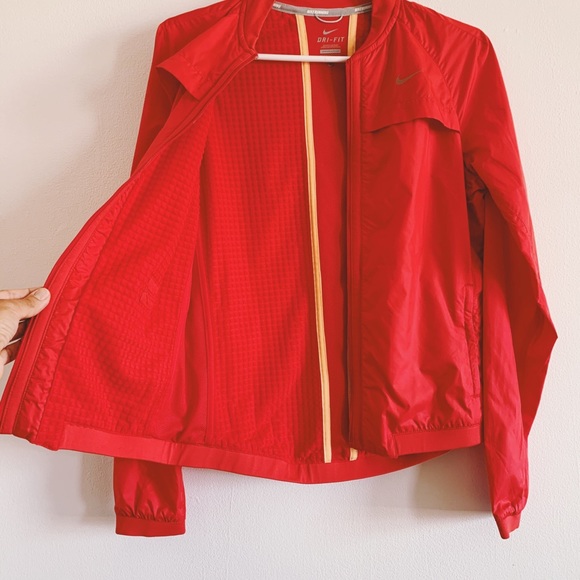 Brand New!!! Never worn!! Nike Dri Fut Running Jacket - Picture 8 of 8